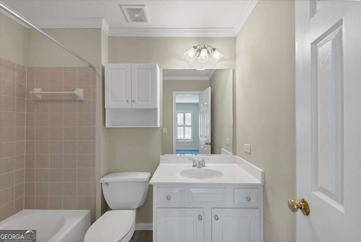 621 Vinings Estates Drive Mableton - 35