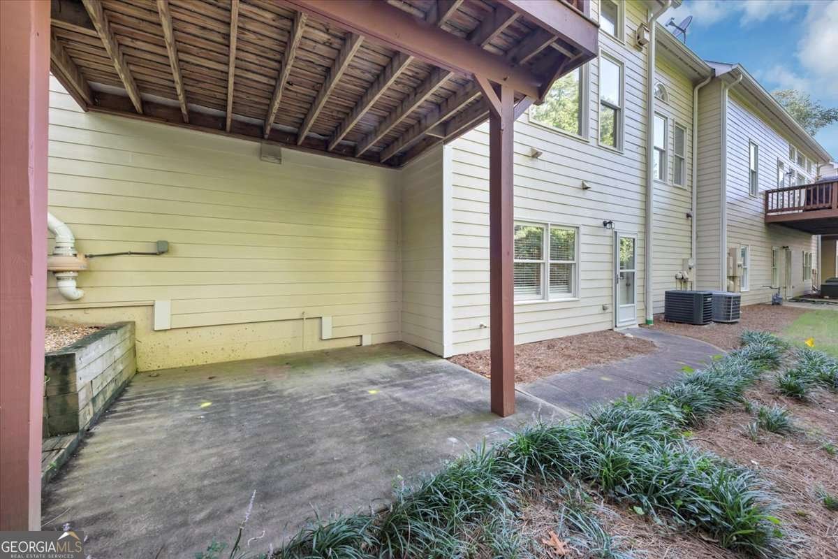 621 Vinings Estates Drive Mableton - 54