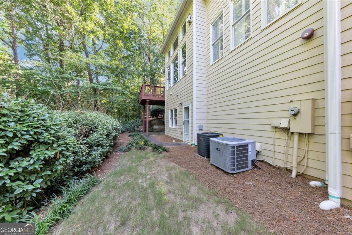 621 Vinings Estates Drive Mableton - 55