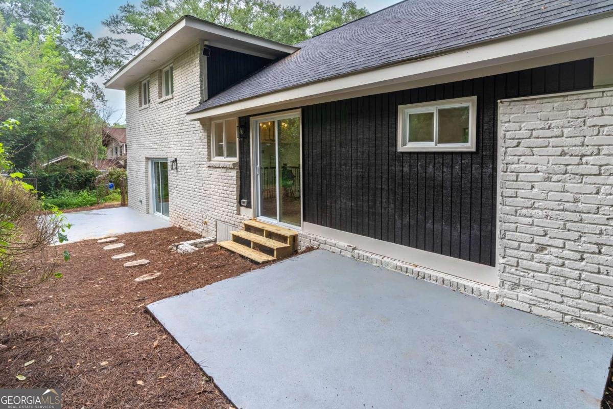 3128 Columbia Woods Drive Decatur - 40