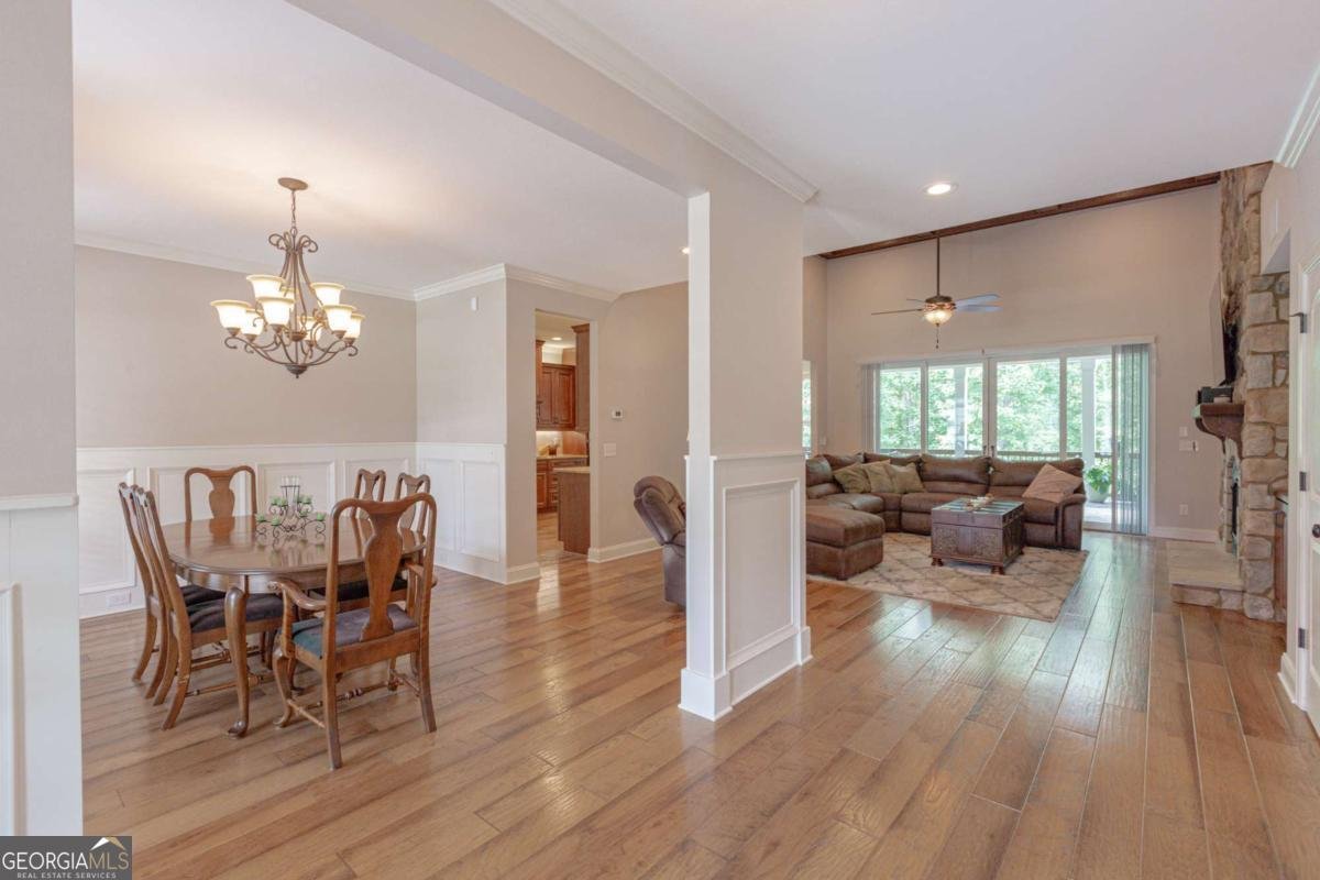 319 Beaconsfield Drive Sharpsburg - 12