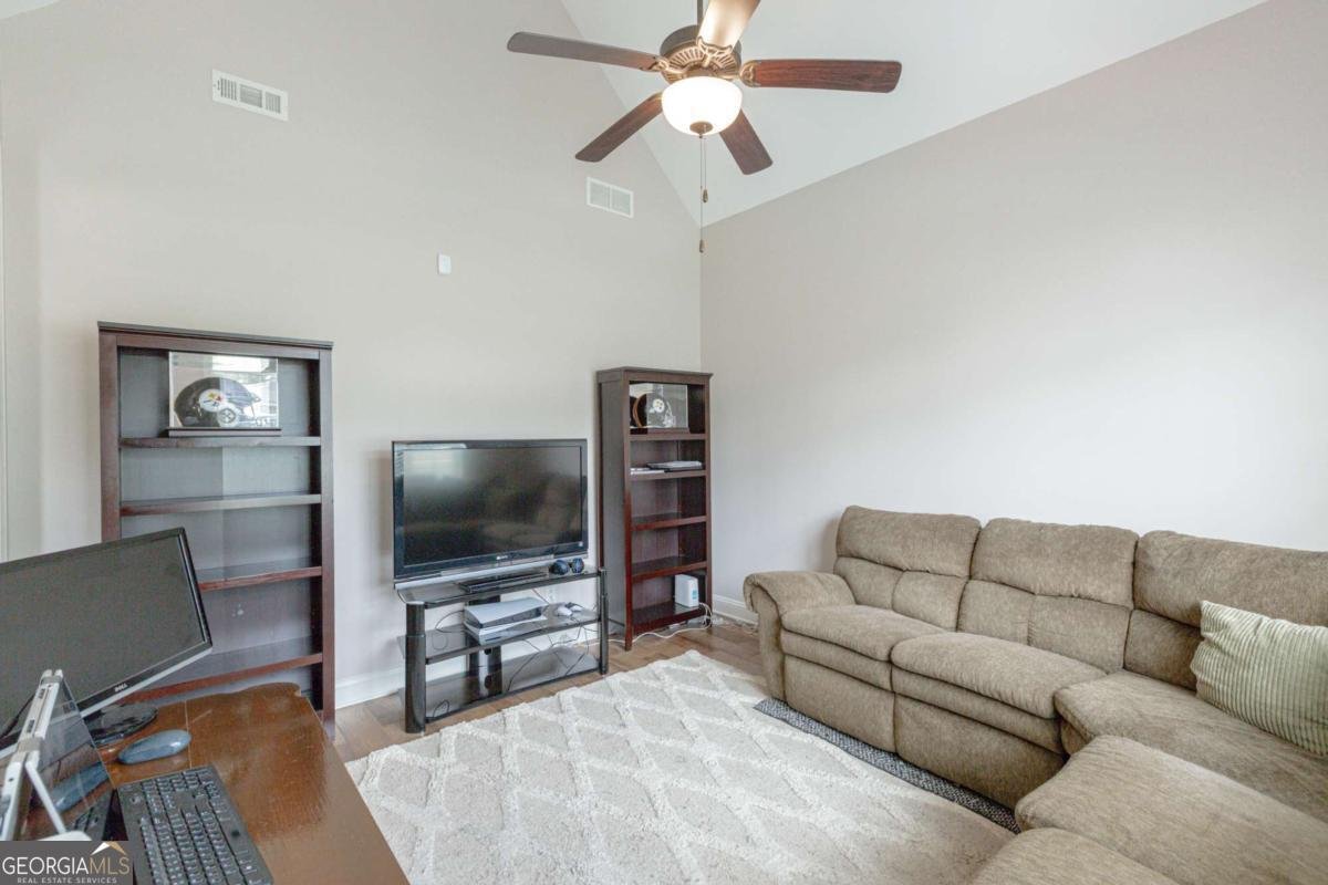 319 Beaconsfield Drive Sharpsburg - 15