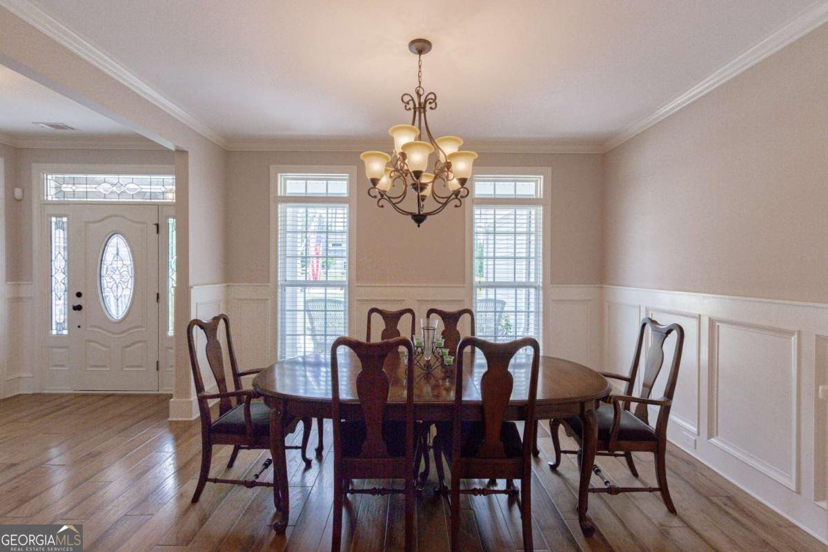 319 Beaconsfield Drive Sharpsburg - 17