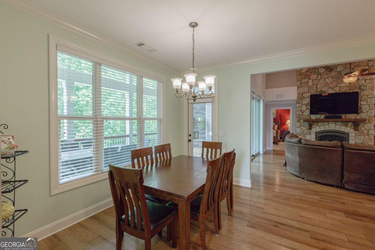319 Beaconsfield Drive Sharpsburg - 23