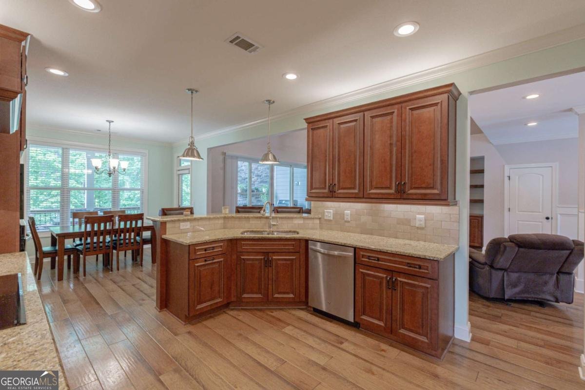 319 Beaconsfield Drive Sharpsburg - 27