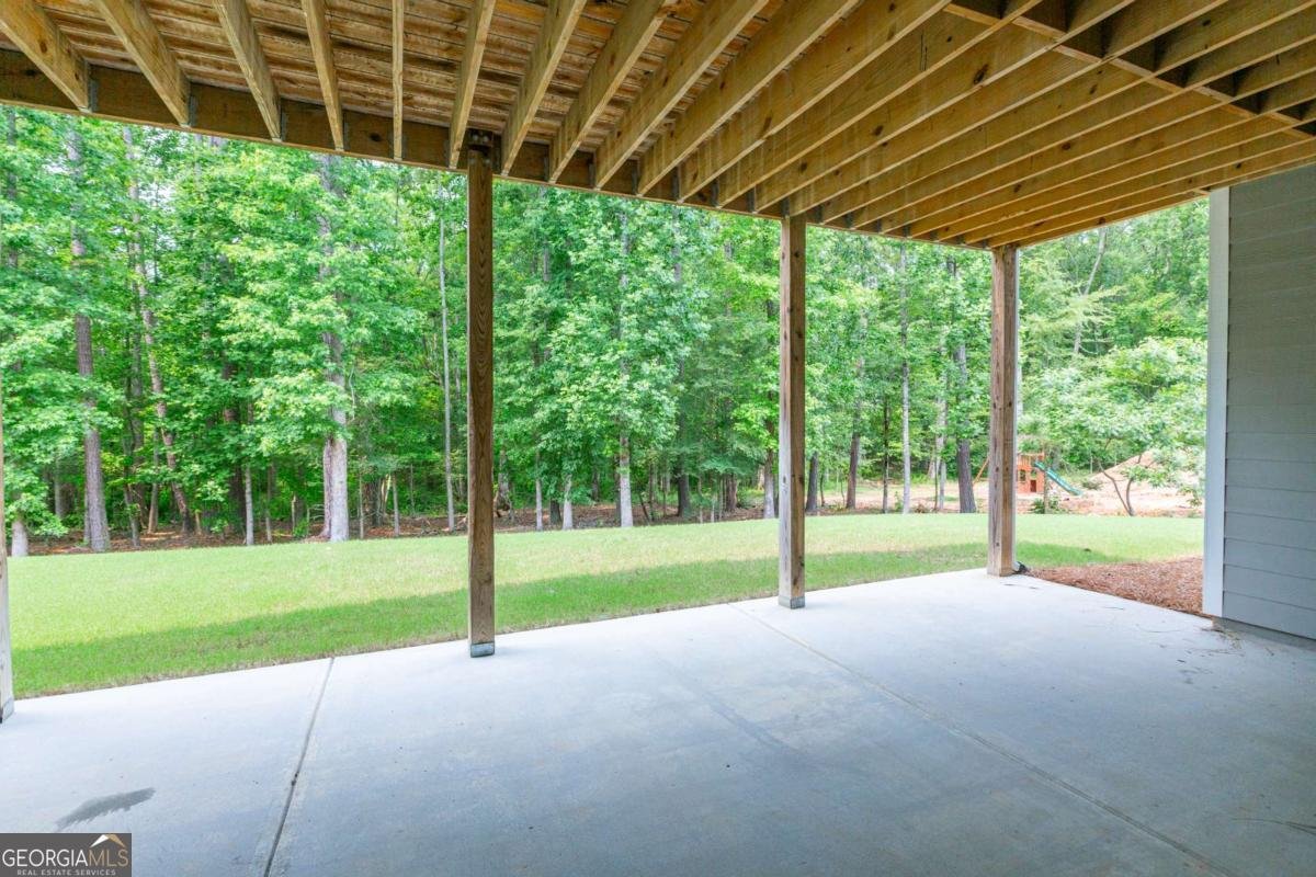 319 Beaconsfield Drive Sharpsburg - 58