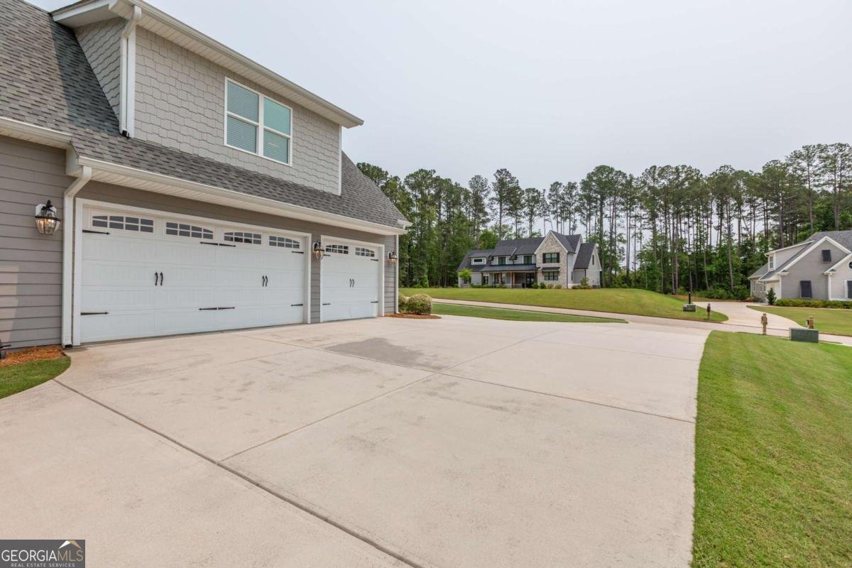 319 Beaconsfield Drive Sharpsburg - 60