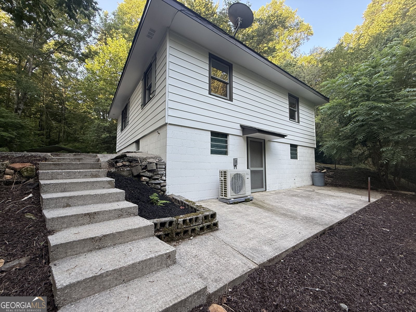 3464 Duncan Bridge Road Cleveland - 40