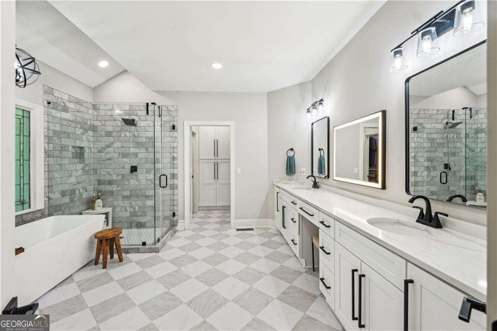 3851 Glenhurst Drive Smyrna - 19