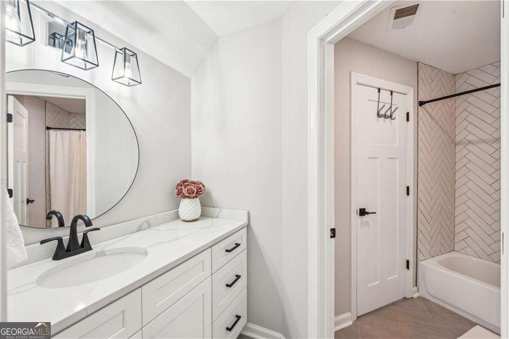 3851 Glenhurst Drive Smyrna - 29