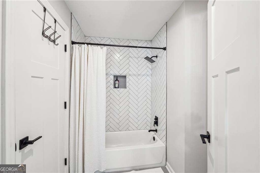 3851 Glenhurst Drive Smyrna - 30