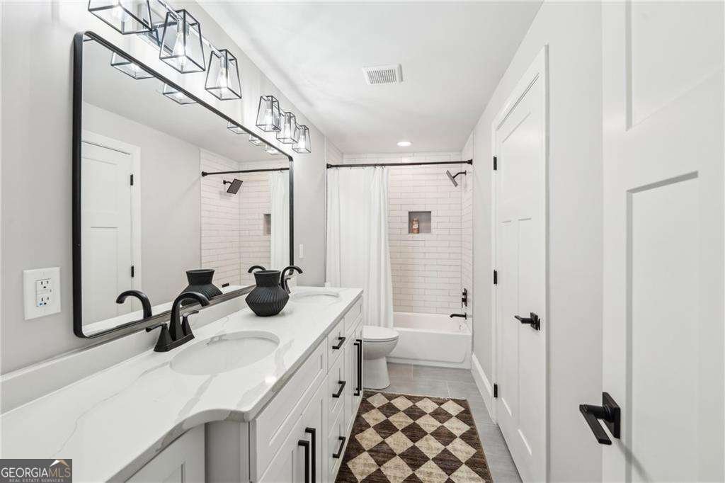 3851 Glenhurst Drive Smyrna - 35