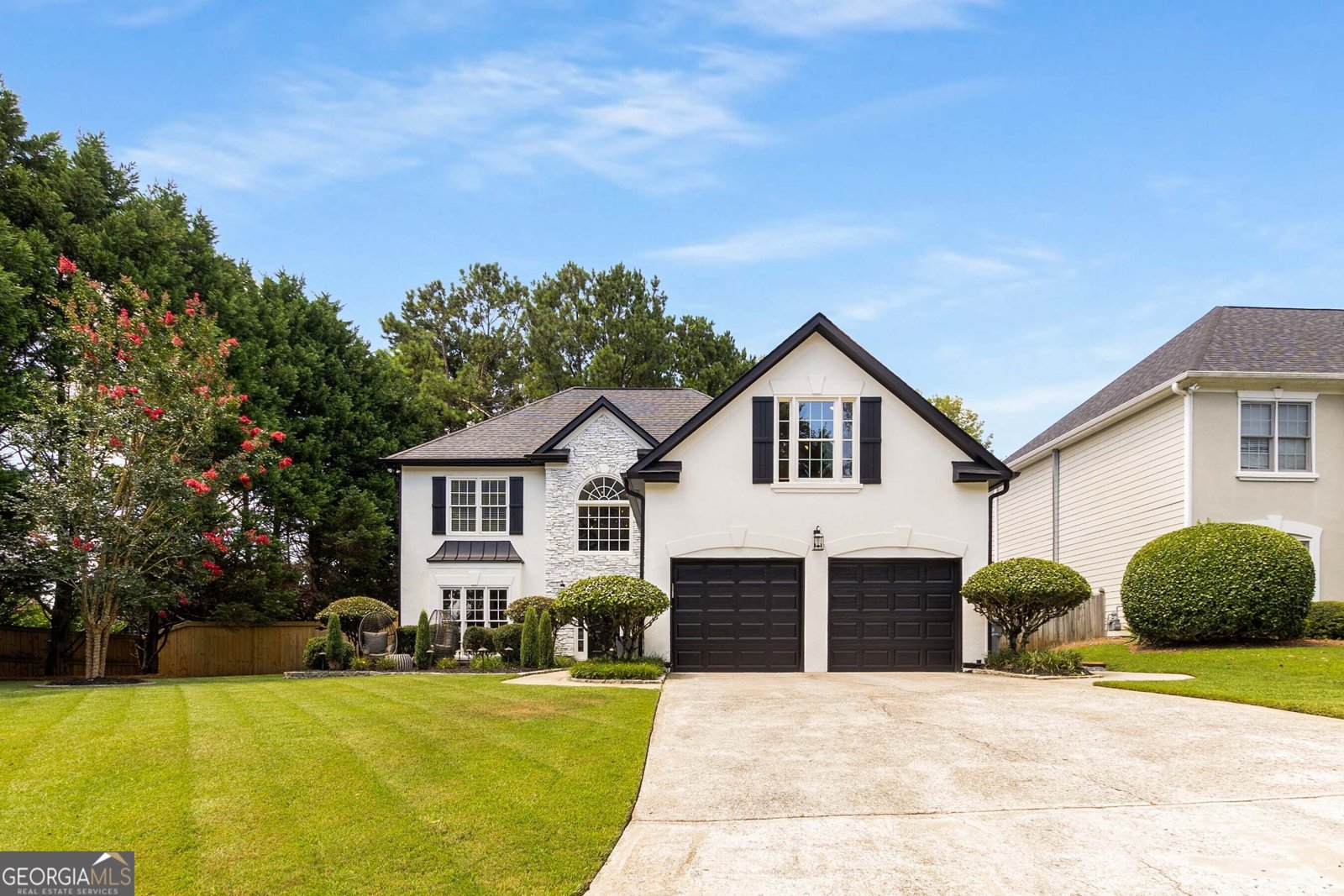 5005 Hampton Bluff Court Roswell - 1
