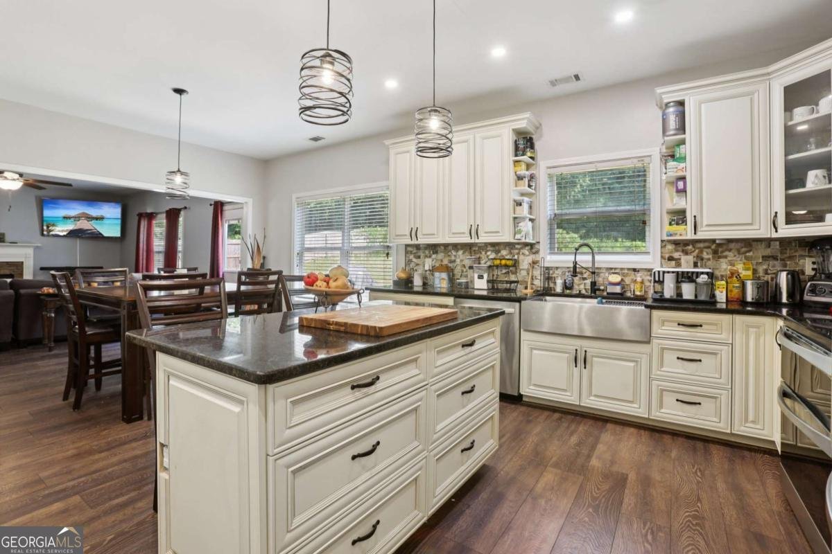4751 Crinklepoint Court Douglasville - 10