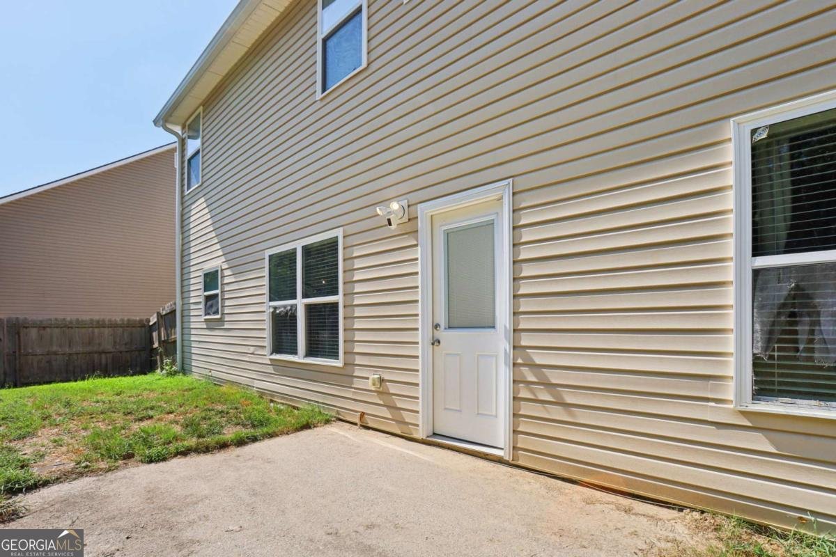 4751 Crinklepoint Court Douglasville - 25