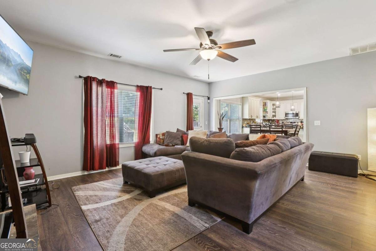 4751 Crinklepoint Court Douglasville - 6