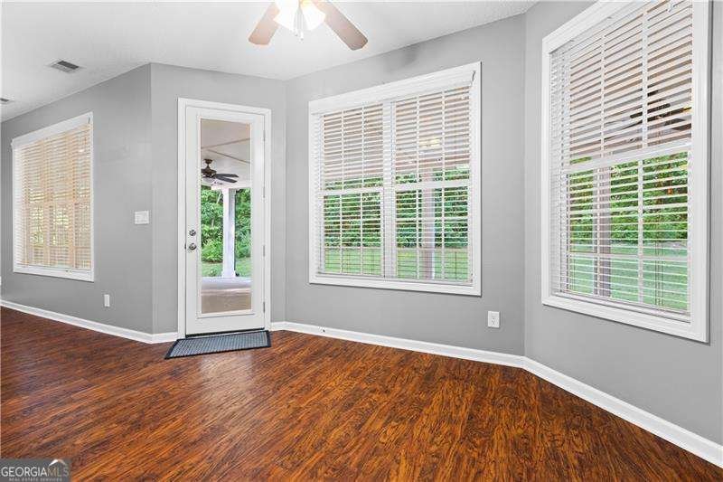 310 PERSIMMON Drive Sharpsburg - 10