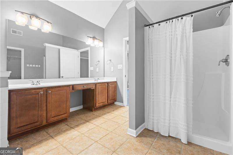 310 PERSIMMON Drive Sharpsburg - 18