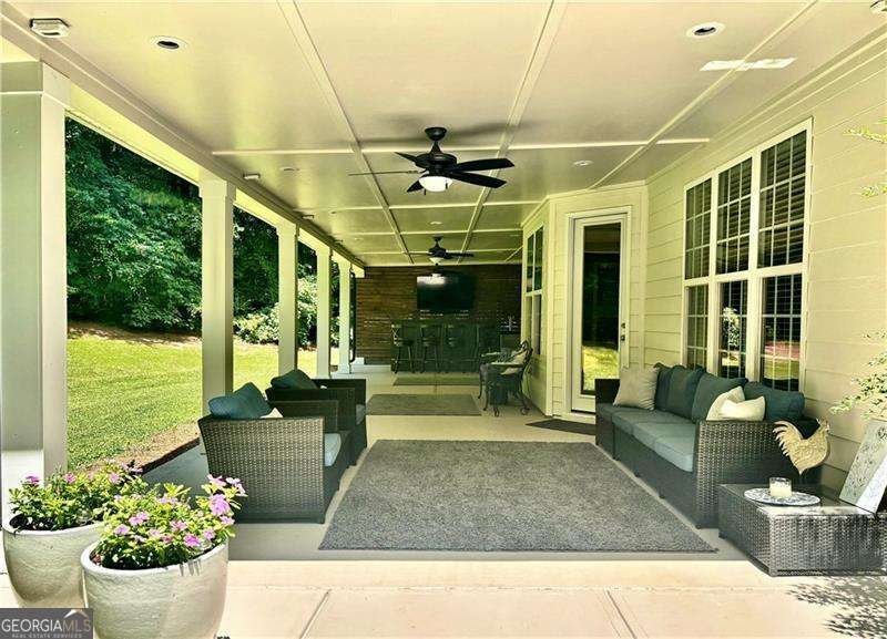 310 PERSIMMON Drive Sharpsburg - 32