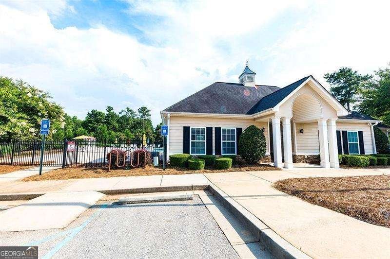 310 PERSIMMON Drive Sharpsburg - 39