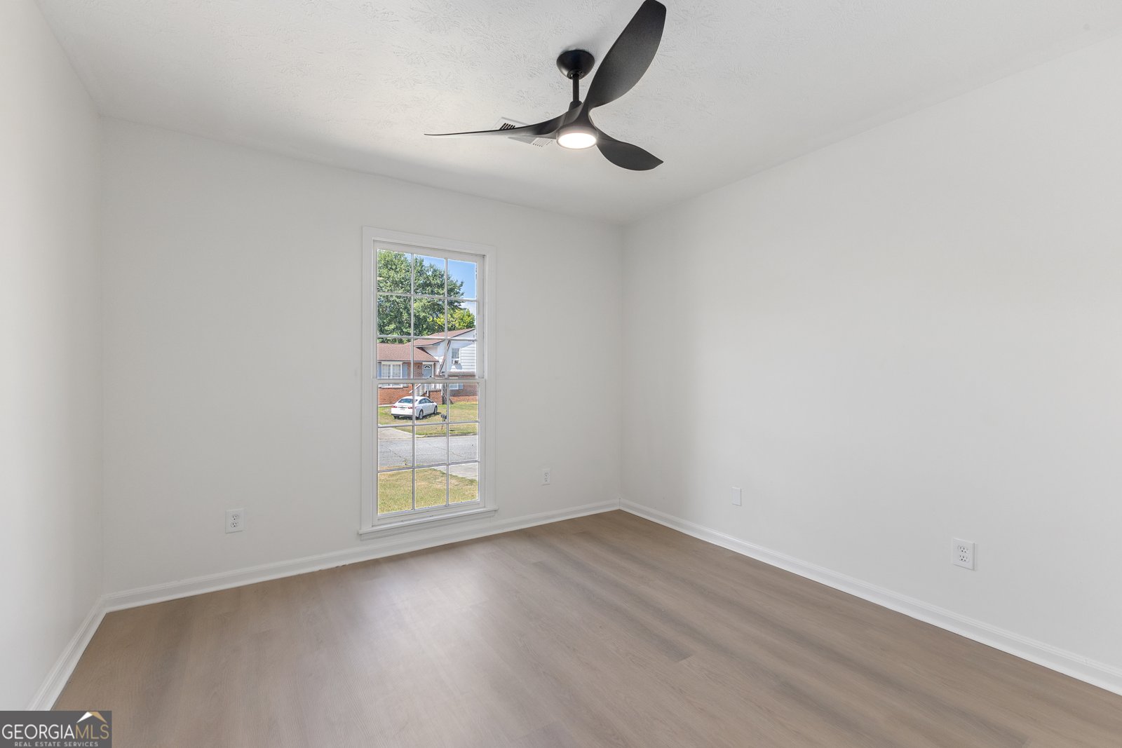 5939 Norton Street Columbus - 19
