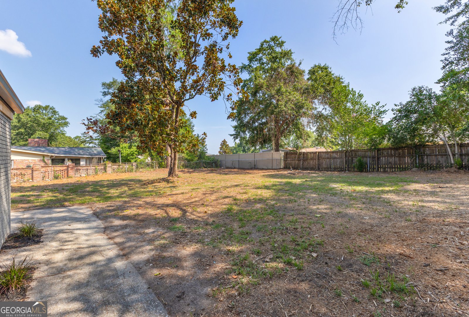5939 Norton Street Columbus - 23