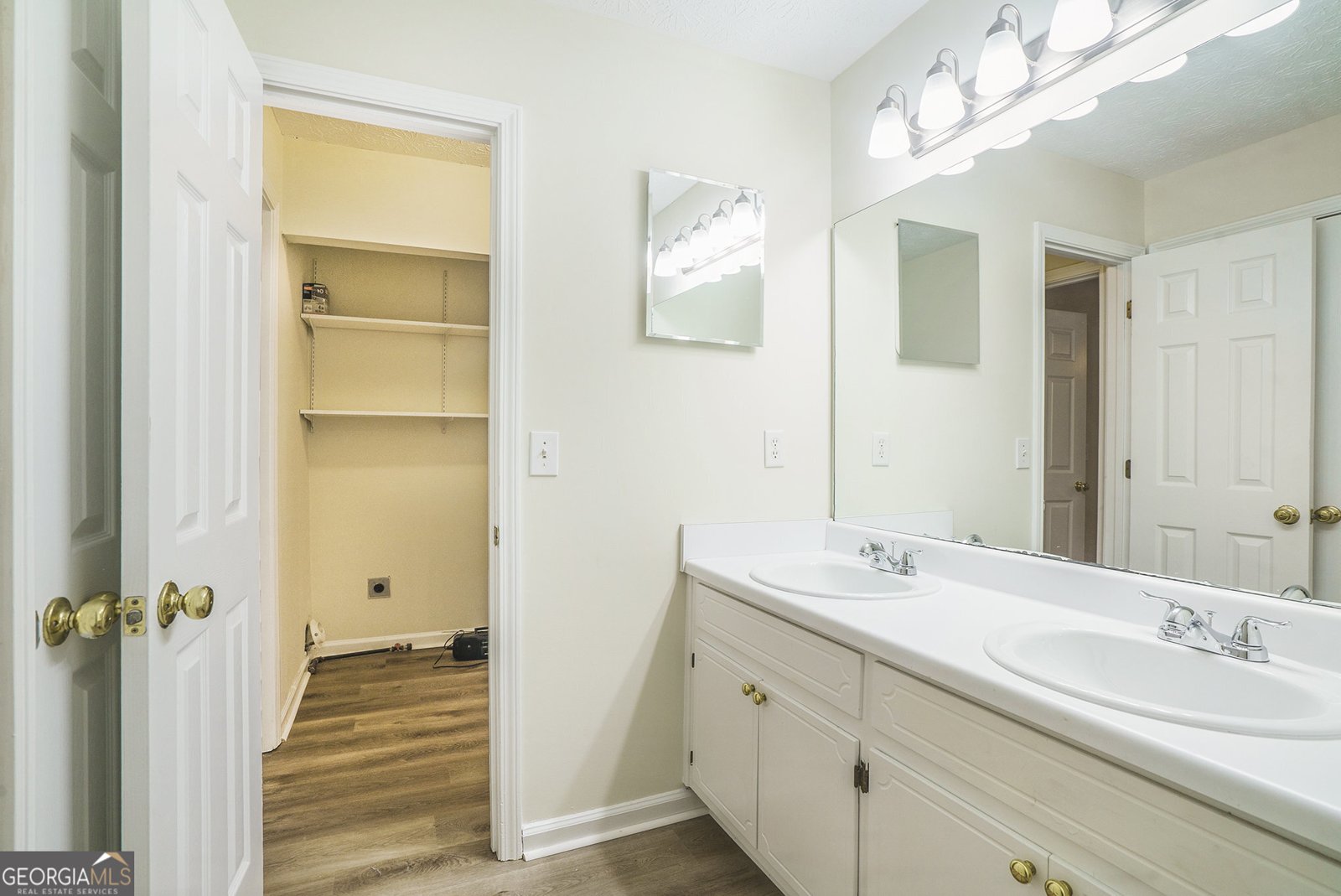 3054 Periwinkle Drive Snellville - 27