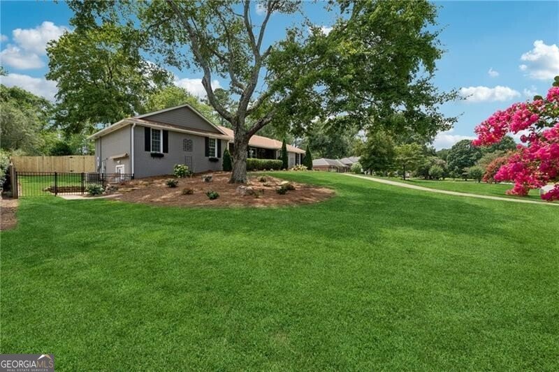 240 Saddle Horn Circle Roswell - 21