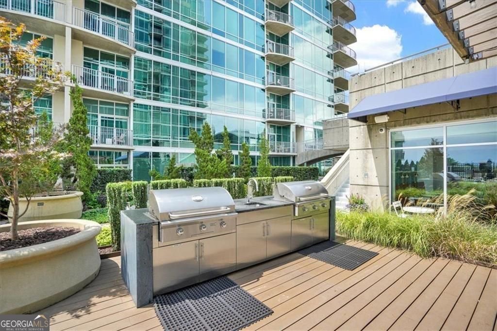 943 Peachtree Street Atlanta - 19