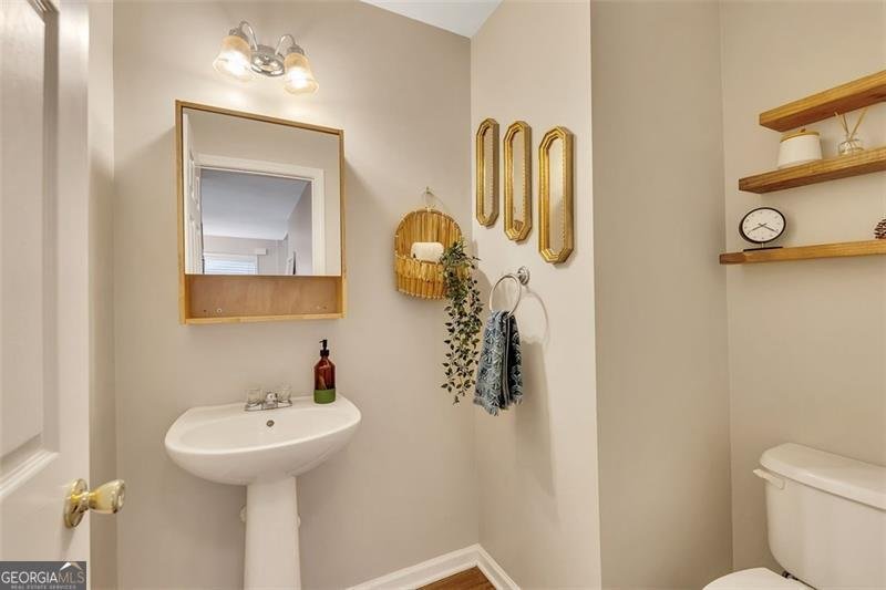 205 SILVER SPRING Street Dallas - 18