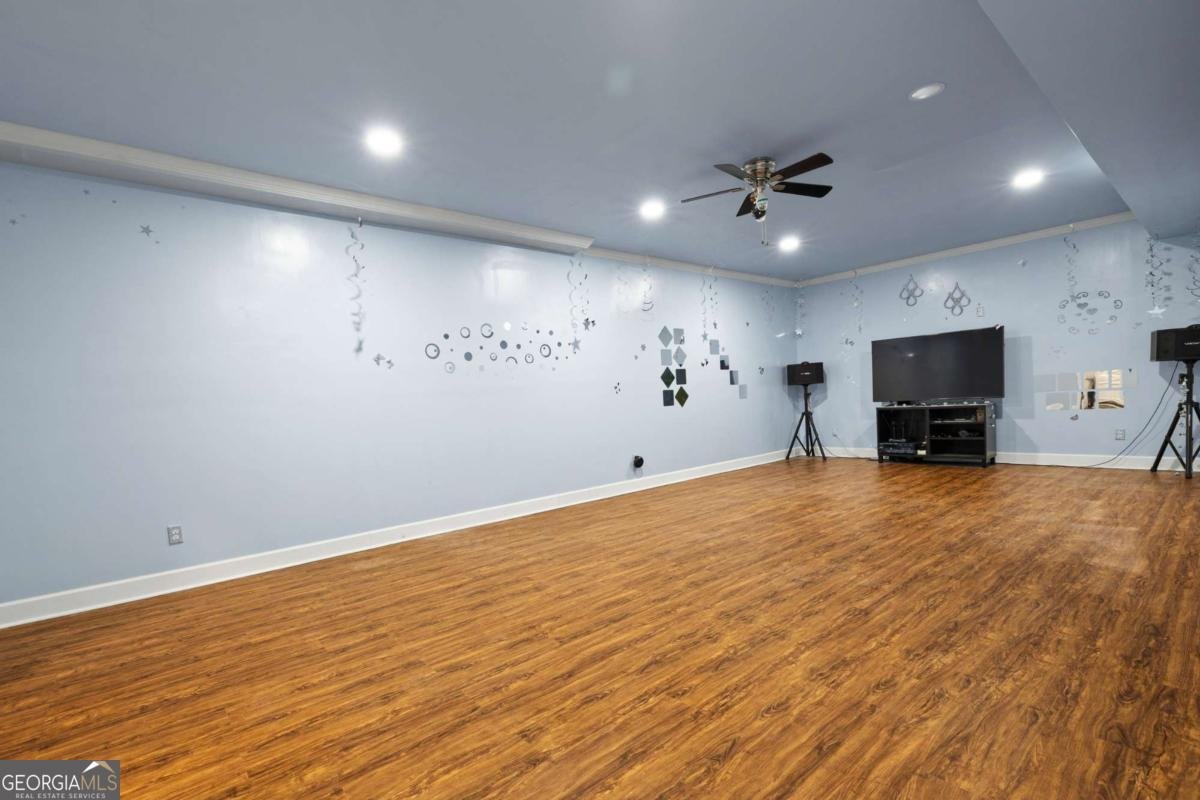 585 Settles Brook Court Suwanee - 19