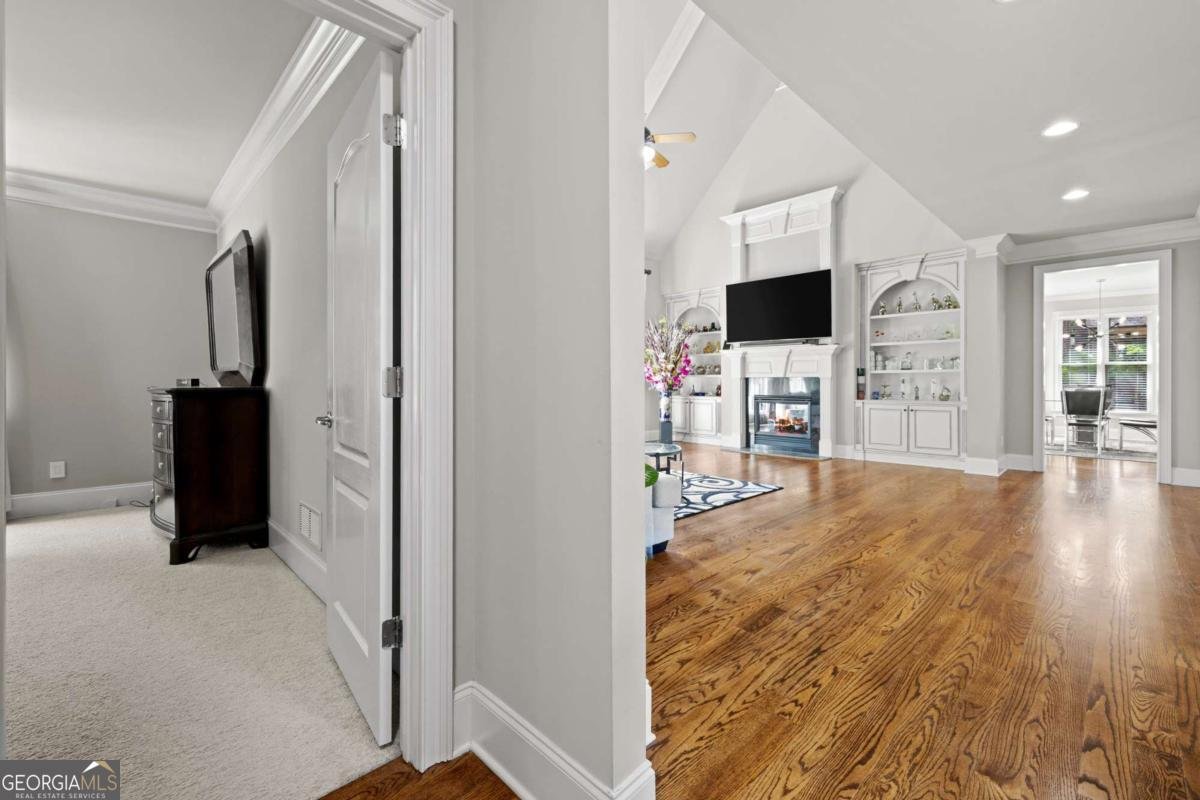 585 Settles Brook Court Suwanee - 4