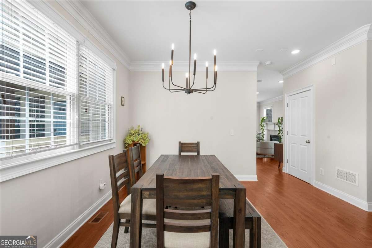 1071 Davis Circle Atlanta - 27
