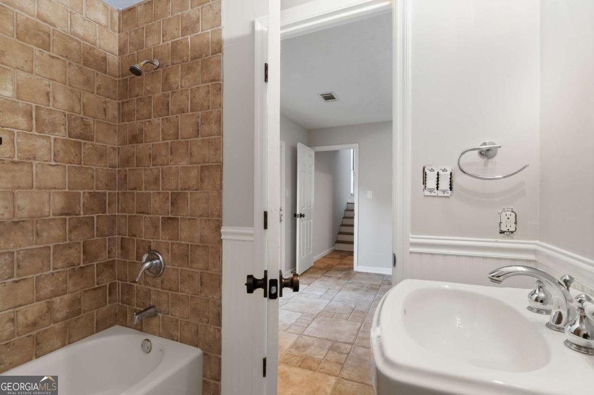 2762 Whitehurst Drive Marietta - 37