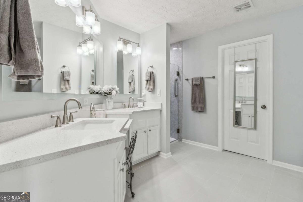 4060 Crescent Walk Lane Suwanee - 14