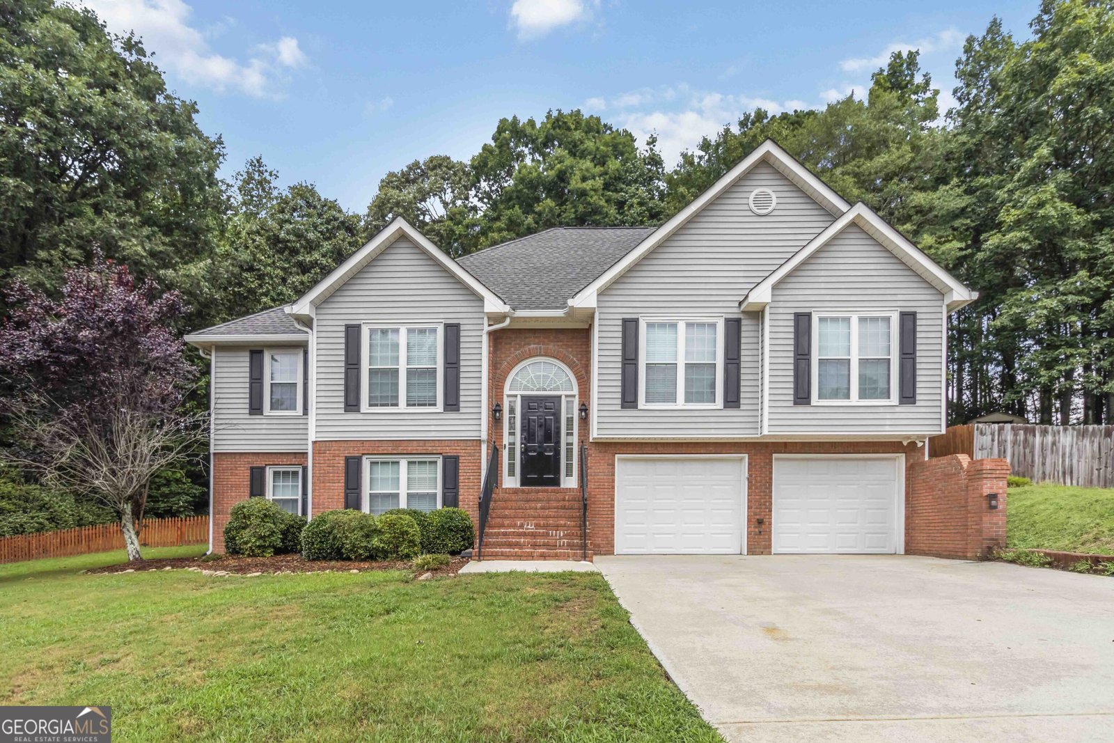 556 Wine Cluster Court Grayson - 1