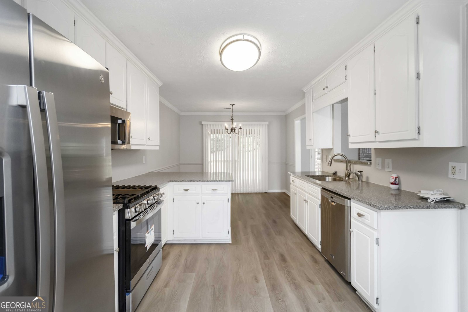 556 Wine Cluster Court Grayson - 13