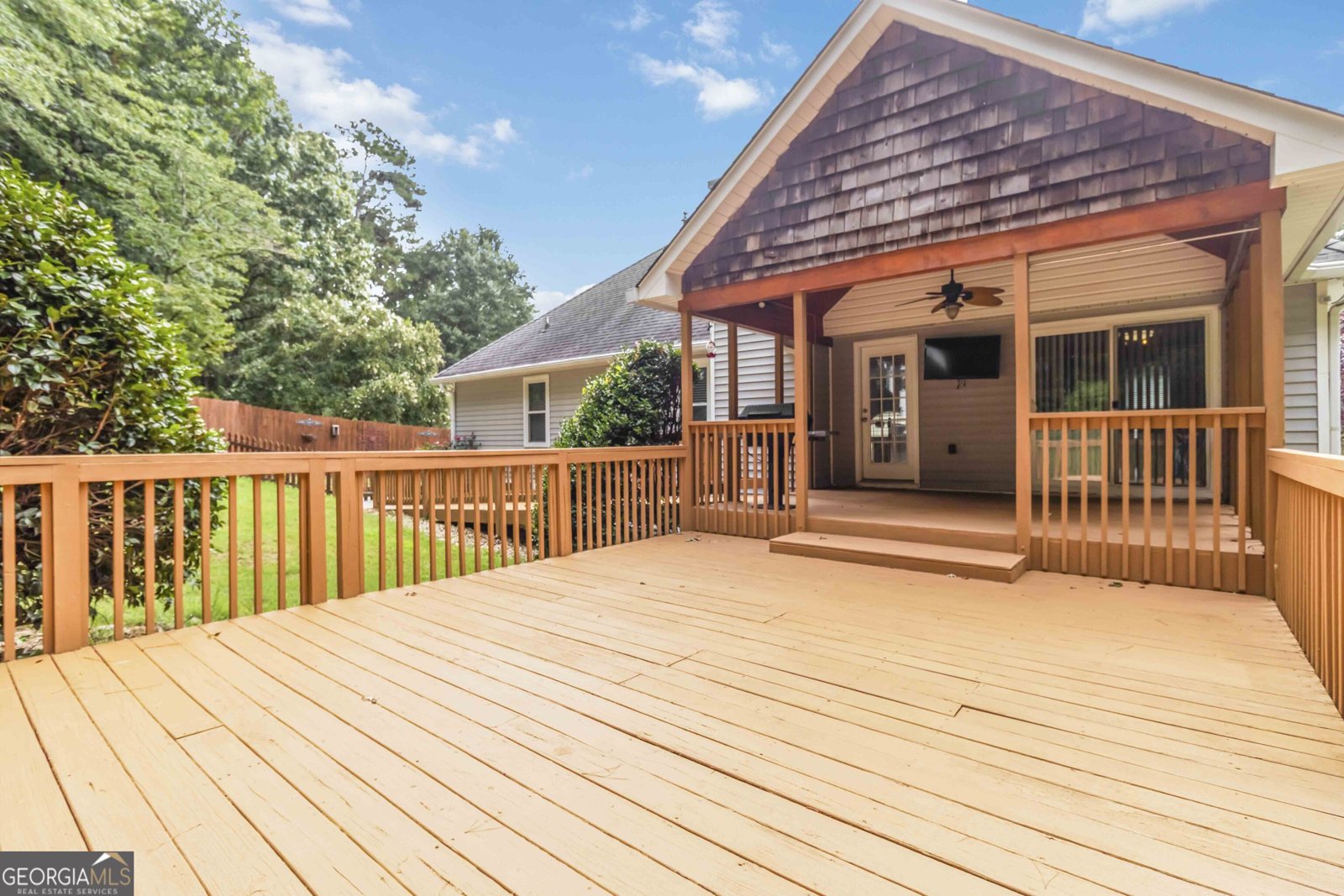 556 Wine Cluster Court Grayson - 26