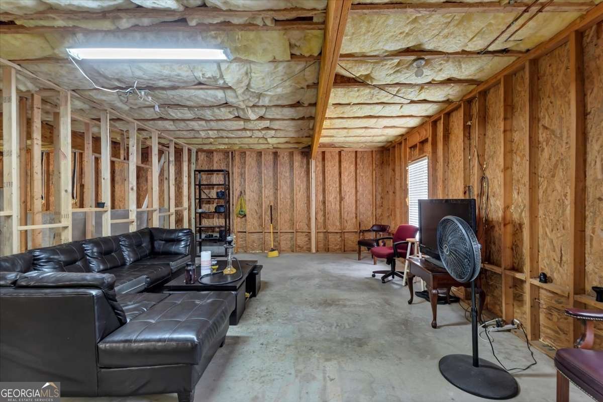 186 April Ridge Lane Lawrenceville - 44