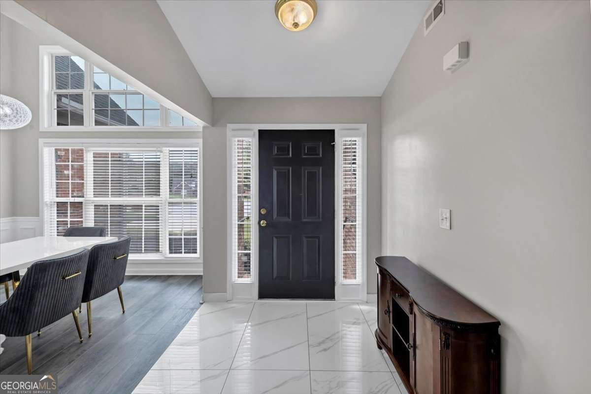 186 April Ridge Lane Lawrenceville - 7