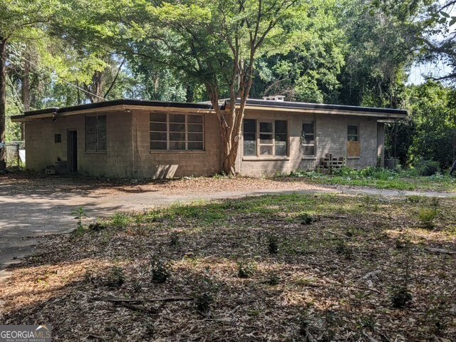 1831 Upper River Road Macon - 1