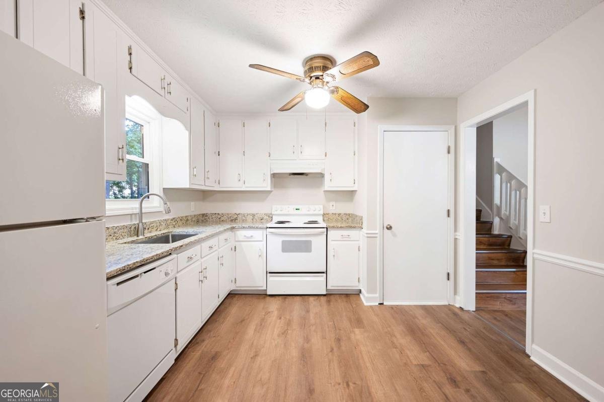 6040 STONE WOOD Drive Kennesaw - 11