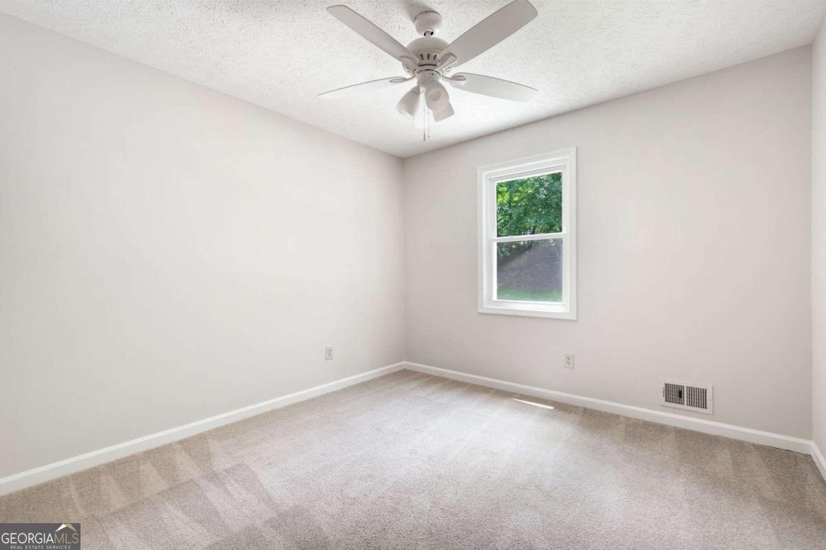 6040 STONE WOOD Drive Kennesaw - 17