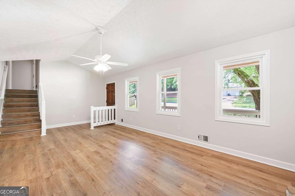 6040 STONE WOOD Drive Kennesaw - 7