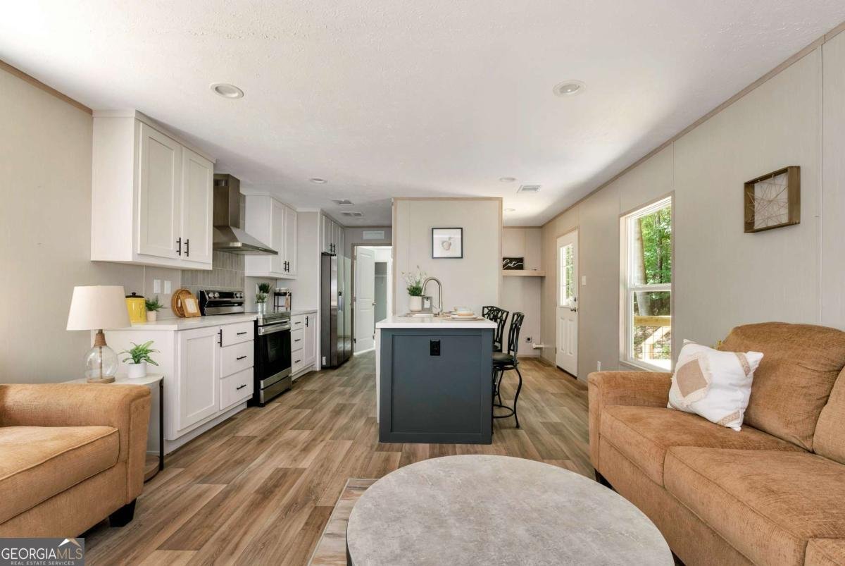 110 Oakwood Road Lavonia - 14