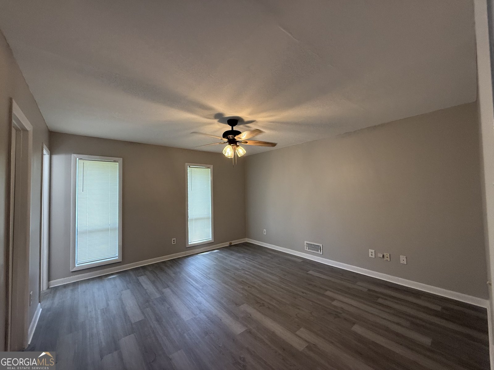 907 Strawberry Court Ellenwood - 22