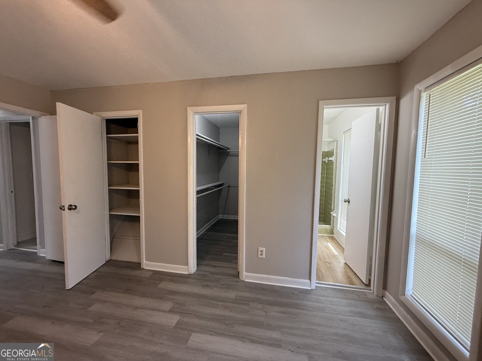 907 Strawberry Court Ellenwood - 23