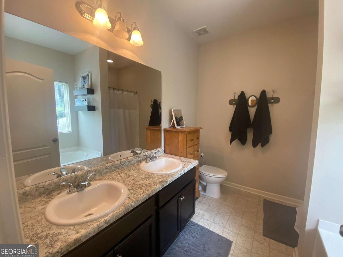 1542 Miller Valley Drive Bethlehem - 23