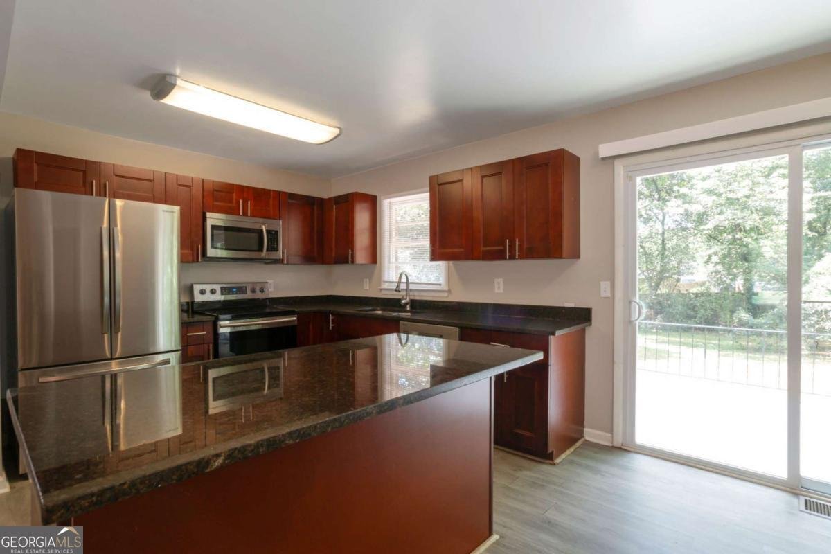 904 Pine Roc Drive Stone Mountain - 7