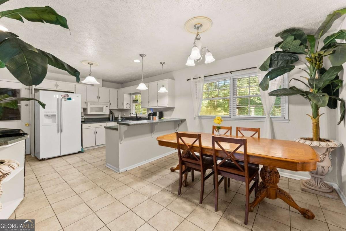 6345 Iris Drive Flowery Branch - 10